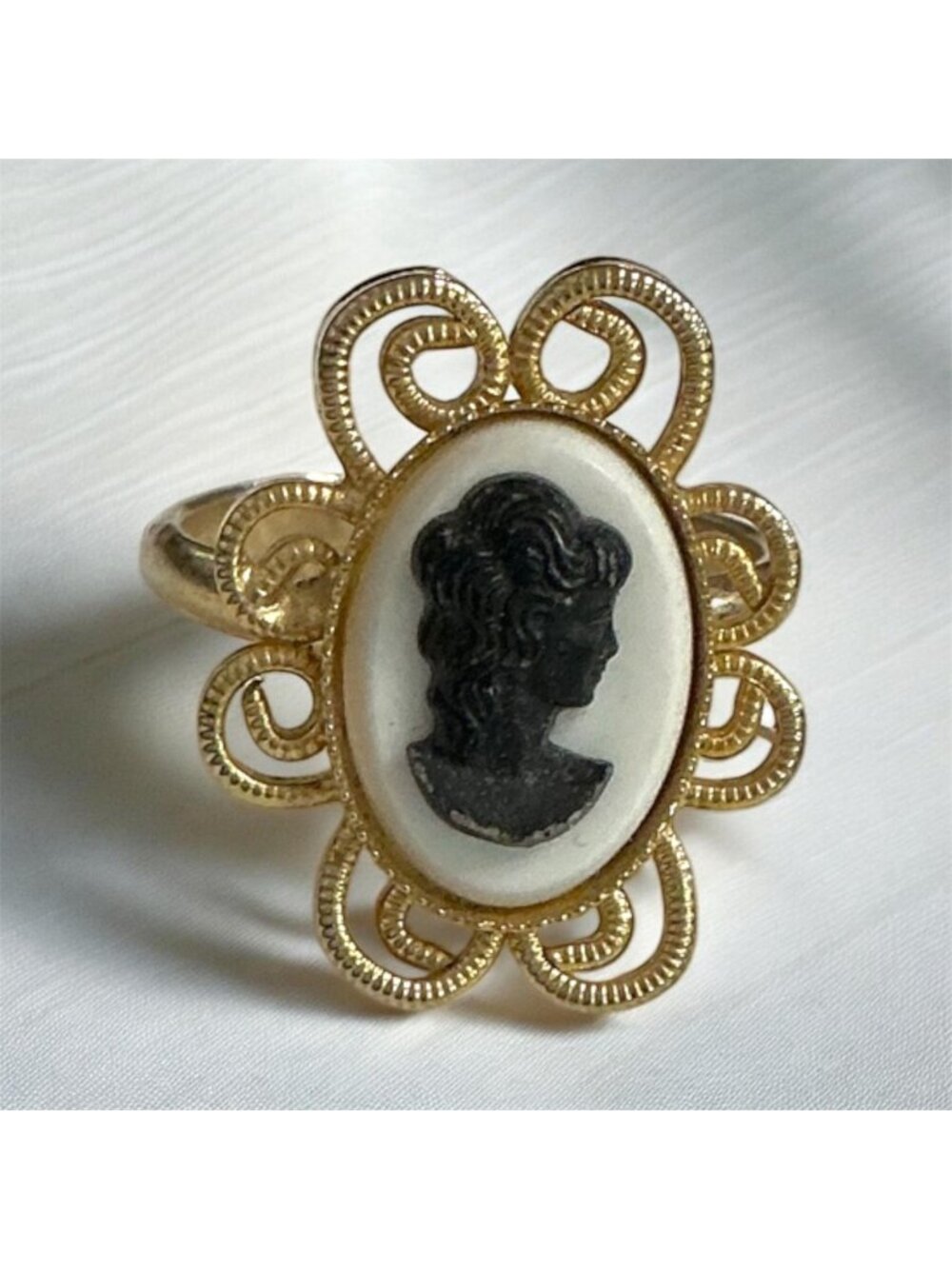 Vintage Gold Cameo Ring With Black Silhouette & Ornate Frame Adjustable Size 7